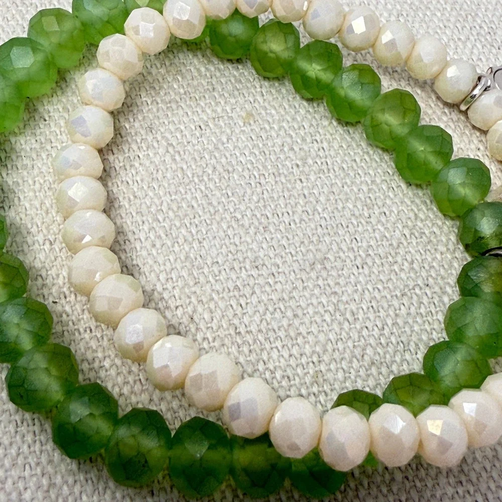 Lizas Beaded Bracelet Set‎ Green White Faceted Crystal Stretch Layering Stacking
